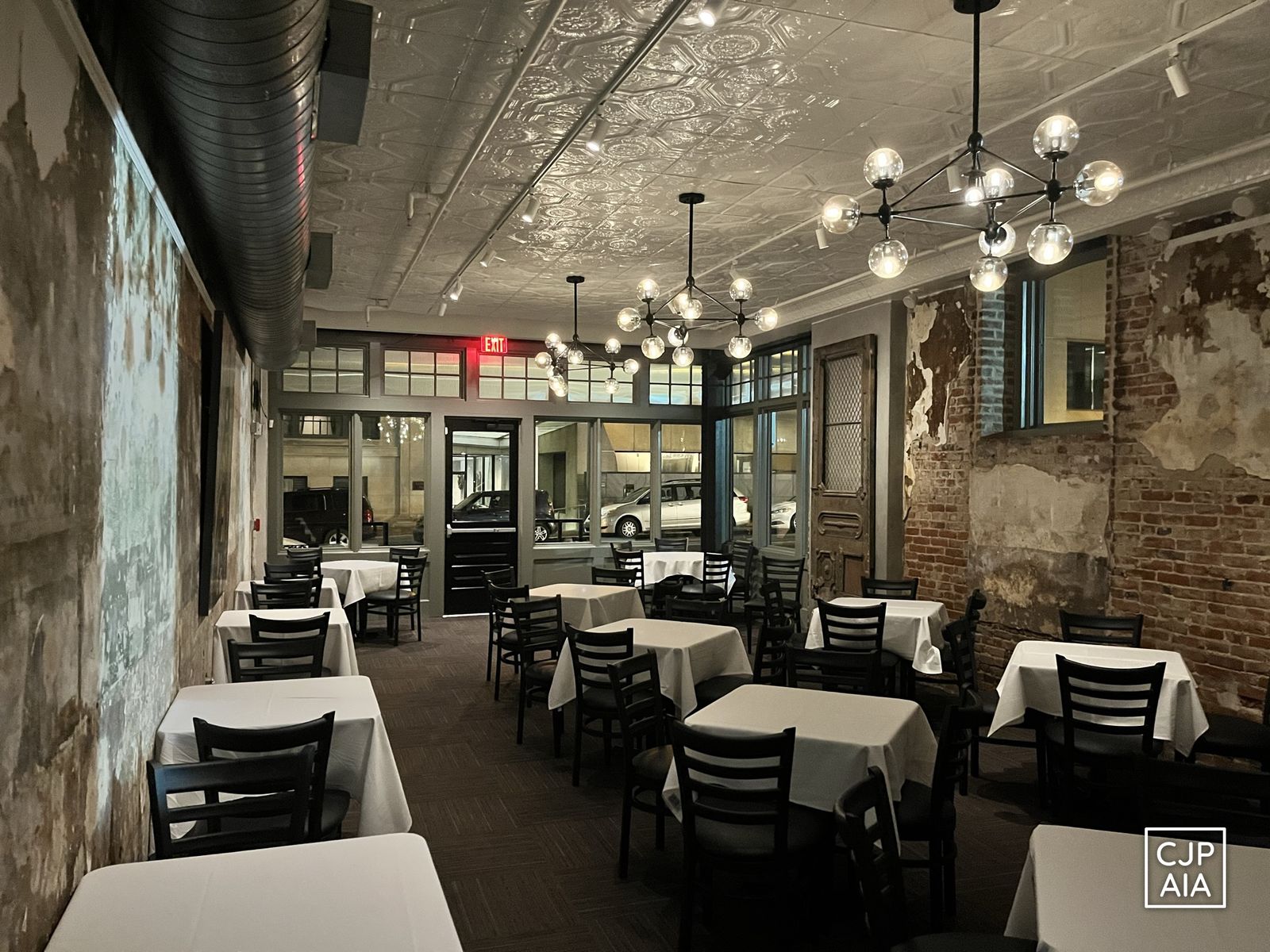 McEwen’s on Monroe / 124 Newsroom, Memphis.